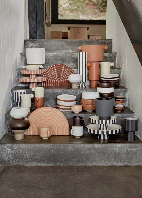 OYOY Living Design Assiettes Plates Assiette à Dîner Marron 100% Porcelaine Ø26cm 2 OYOY Living Design Assiettes Plates Assiette à Dîner Marron 100% Porcelaine Ø26cm – Image 2