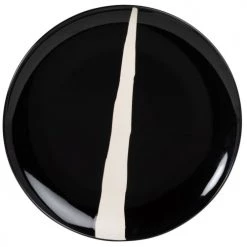 Maisons Du Monde Assiettes De Présentation Assiette De Présentation En Grès Noir Et Trait Blanc