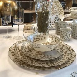 Table Passion Assiettes à Dessert Lot De 6 - Assiette à Dessert Berry 21 Cm Or En Verre Transparent -Assiettes Soldes Magasin lot de 6 assiette a dessert berry 21 cm or en verre transparent 1