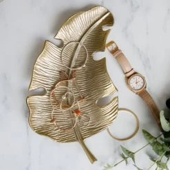 Artesà Assiettes Plates Plat De Service En Forme De Feuille En Aluminium Doré 9 Artesà Assiettes Plates Plat De Service En Forme De Feuille En Aluminium Doré -Assiettes Soldes Magasin plat de service en forme de feuille en aluminium dore 3